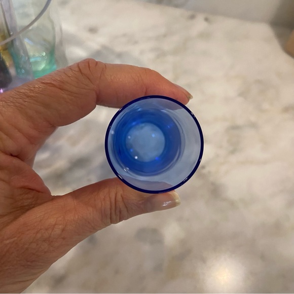 Vodka or Shot Glasses with Icebowl -7pc - Picture 4 of 7